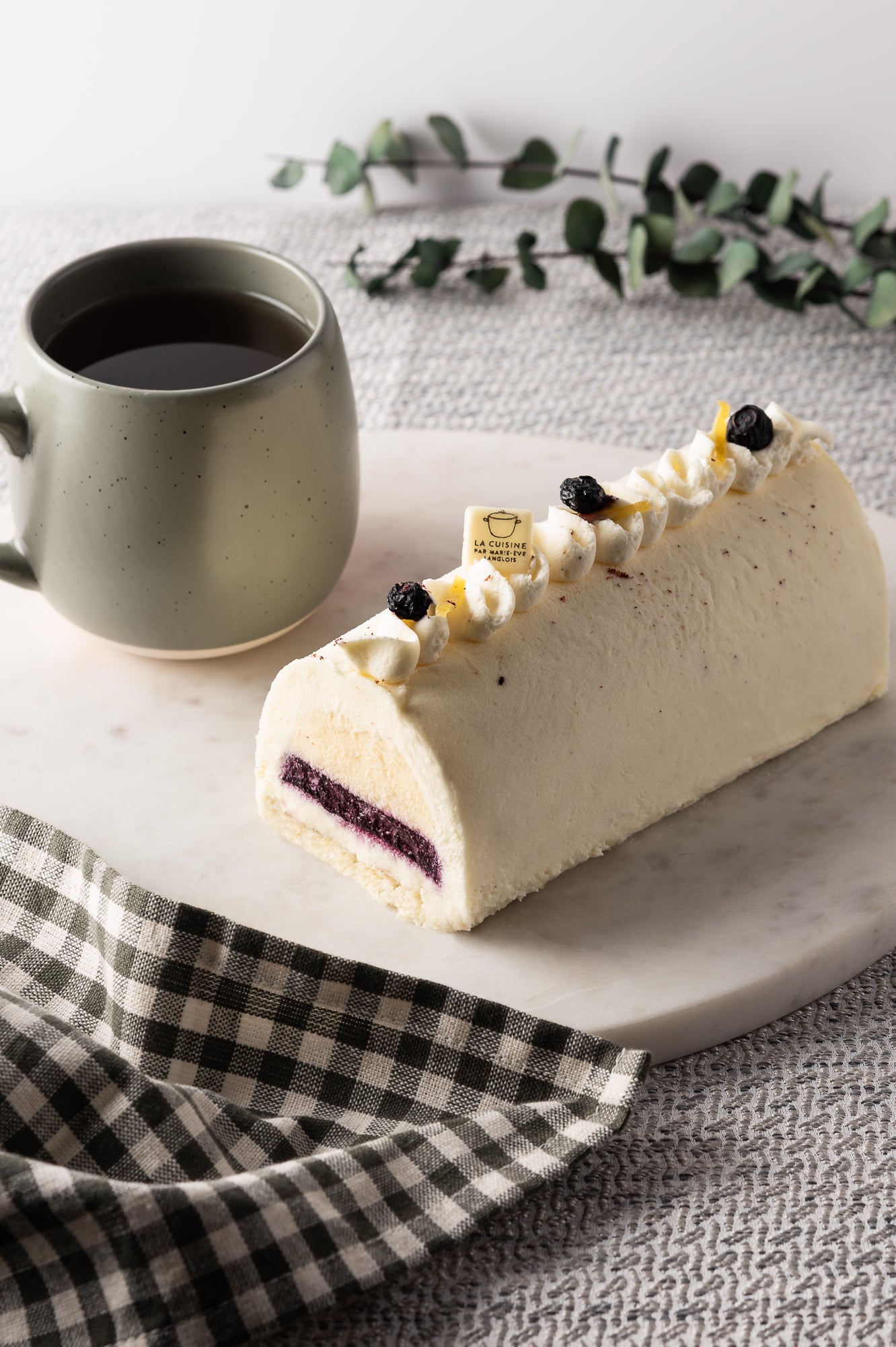 Bûche des fêtes - Citron & Bleuets \\ PRÉ-COMMANDE